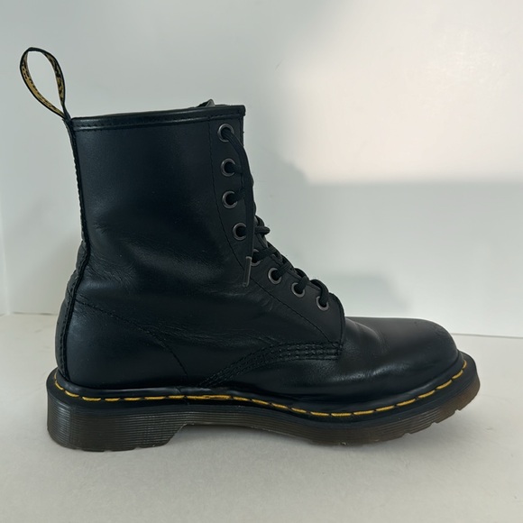 Dr. Martens Unisex Combs Leather Casual Boots Sz 7 - Picture 3 of 8